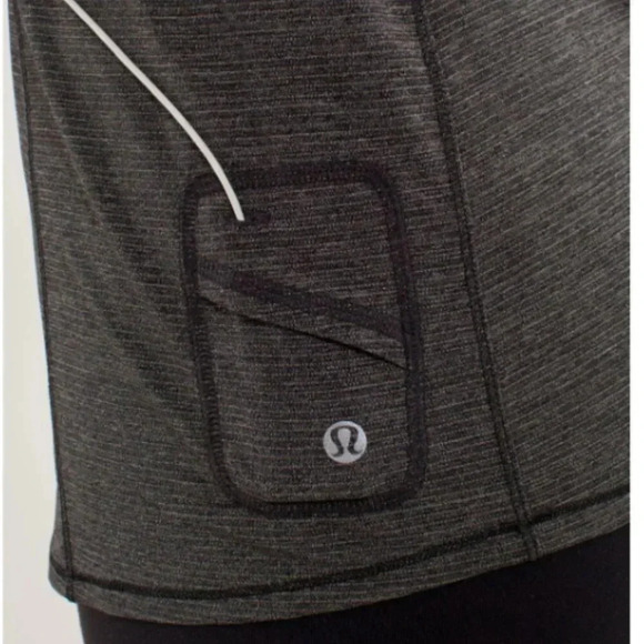 LULULEMON Black Dark Grey Ruffle Run: Wild Short  Sleeve Tech Tee Size 12 - Picture 4 of 14